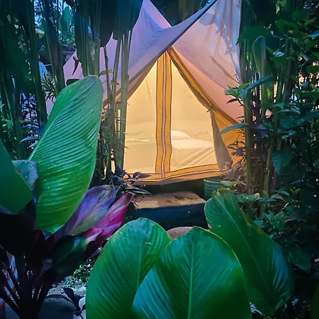 Heaven Glamping & Restaurant Tetebatu Hotel